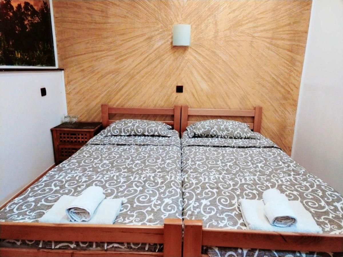 Fun Rooms Sobe Prenociste Borca Luaran gambar