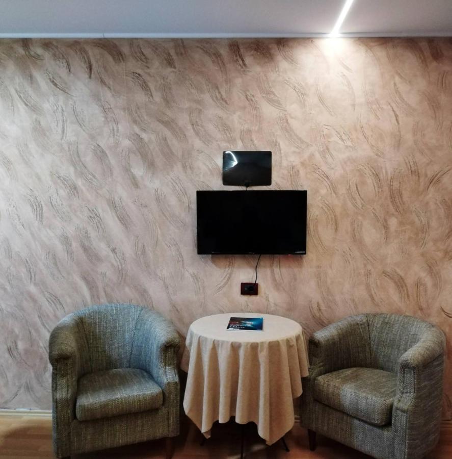 Fun Rooms Sobe Prenociste Borca Luaran gambar
